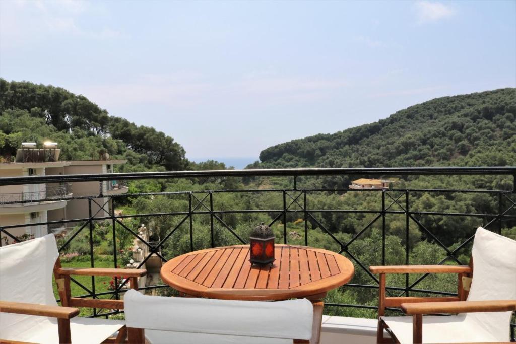 Dafni Studios No4 Parga Exterior photo